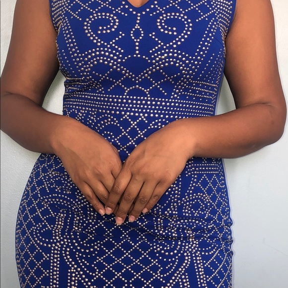 Blue bodycon party dress. - Picture 2 of 10